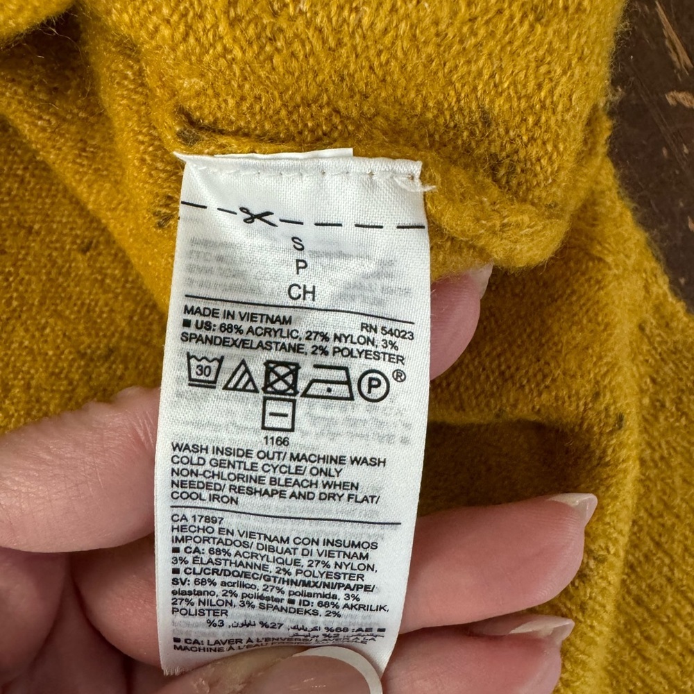 Old Navy Marled Crewneck Sweater - Picture 6 of 6
